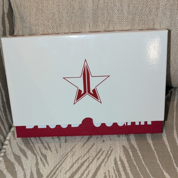 Jeffree Star Blood Sugar Eyeshadow Palette - Red & White Graphic Case - Picture 5 of 5